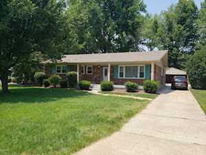 7928 Nottoway Cir Louisville, KY 40214