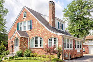 414 Iola Rd Louisville, KY 40207