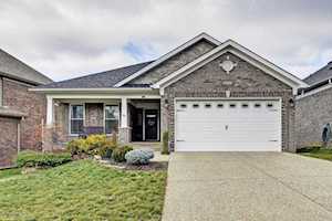 8610 Oaks Way Louisville, KY 40299