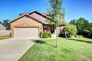 566 Madison Rae Blvd Shepherdsville, KY 40165