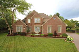 8415 Fieldcrest Ct Louisville, KY 40299