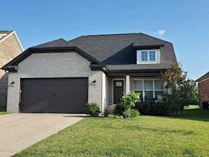 8816 Stara Way Louisville, KY 40299