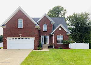 7700 Apple Mill Pl Louisville, KY 40228