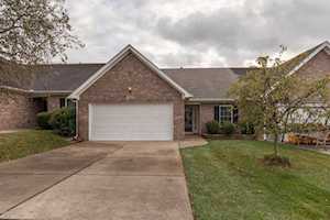 12402 Spring Leaf Ct Louisville, KY 40229