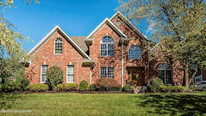 12918 Crestmoor Cir Prospect, KY 40059