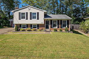 12515 Live Oak Dr Louisville, KY 40243