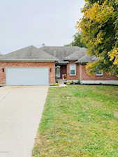 7500 Apple Blossom Pl Louisville, KY 40228