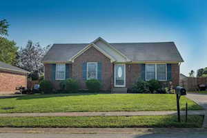 290 E Aulbern Dr Mt Washington, KY 40047