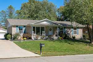 7310 Nottoway Cir Louisville, KY 40214