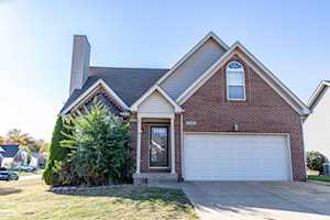 286 Woodfield Cir Shelbyville, KY 40065
