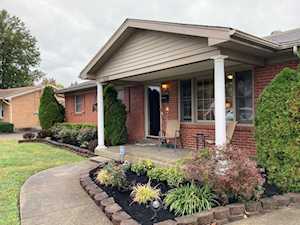 5515 Ken Ln Louisville, KY 40258