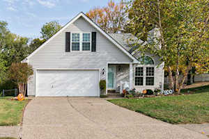 8122 Village Point Dr Louisville, KY 40291