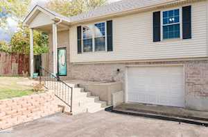 155 Hare Ln Mt Washington, KY 40047