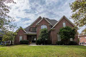 4102 Barbourview Dr Louisville, KY 40241