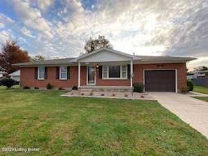 111 Harriett Ave Bardstown, KY 40004