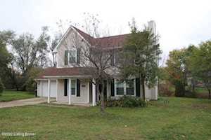 333 Dogwood Ct Versailles, KY 40383