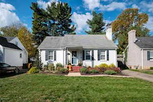 208 N Hubbards Ln Louisville, KY 40207