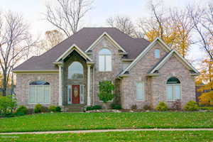 7802 Hall Farm Dr Louisville, KY 40291