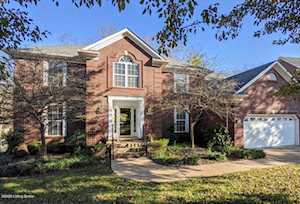 7024 Wooded Meadow Rd Louisville, KY 40241