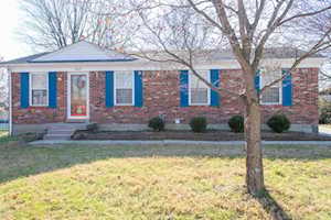 3604 Rolling Stone Ct Louisville, KY 40229