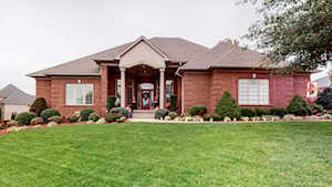8803 Duck Crossing Ln Louisville, KY 40291