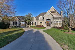 3509 Waterleaf Ct Louisville, KY 40207