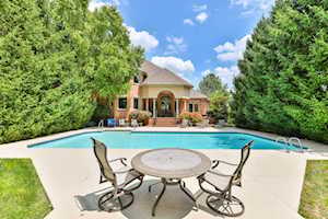 6712 Elmcroft Cir Louisville, KY 40241