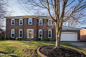 10504 Lawrencekirk Ct Louisville, KY 40243