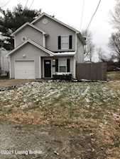 1812 Pershing Ave Louisville, KY 40242
