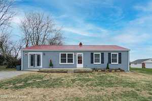 206 Meadowview Dr Mt Washington, KY 40047