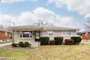3007 Lencott Dr Louisville, KY 40216