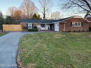 205 Holliswood Rd Louisville, KY 40222