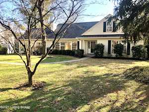 1817 Knollwood Rd Louisville, KY 40207