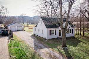 900 Whites Ln Fairdale, KY 40118