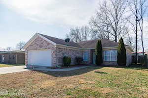 335 Cherry St Shepherdsville, KY 40165