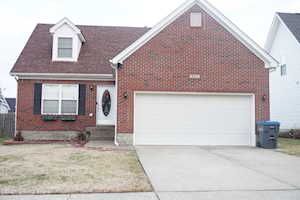 9311 Longhorn Ct Fairdale, KY 40118