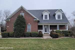 4545 Cherry Forest Cir Louisville, KY 40245