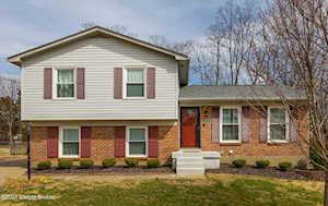 4203 Blackwood Ct Louisville, KY 40299