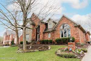 10525 Glenmary Farm Dr Louisville, KY 40291