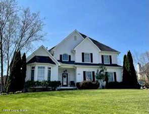 2303 Claymore Cir Louisville, KY 40245