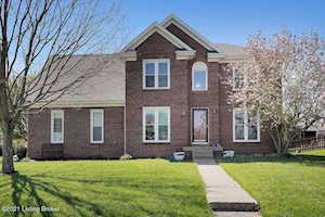 4000 Rock Bay Dr Louisville, KY 40245