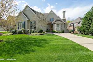 1612 Two Springs Pl Louisville, KY 40207