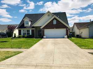 11203 Woodridge Lake Way Louisville, KY 40272