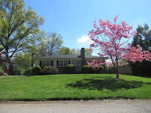 203 Bramton Rd Louisville, KY 40207