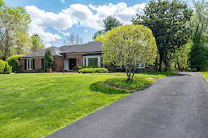 6014 Innes Trace Rd Louisville, KY 40222