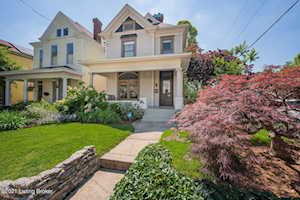 1800 Rosewood Ave Louisville, KY 40204