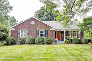 4422 Rudy Ln Louisville, KY 40207