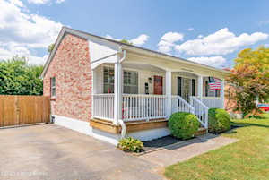 10018 Charleswood Rd Louisville, KY 40229