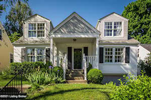 2248 Grinstead Dr Louisville, KY 40204