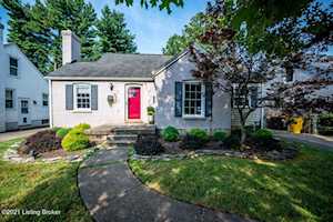 210 N Hubbards Ln Louisville, KY 40207